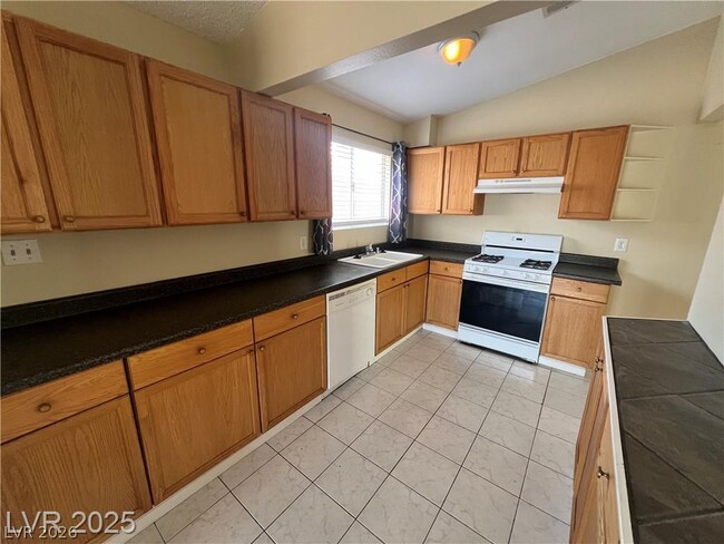 Photo - 6430 W Alomar Ave