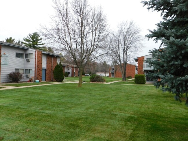 Photo - Oakfield Apartments