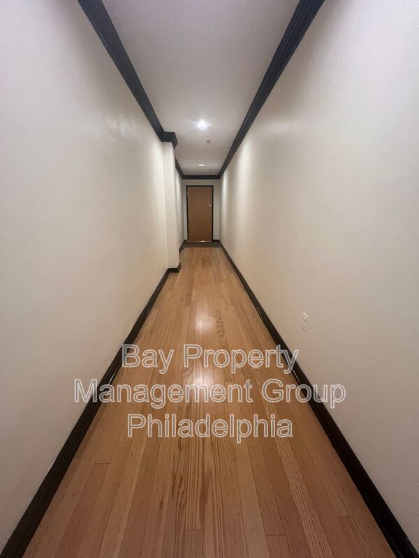 Photo - 37 S 20th St Unit Apt 1 AMEZZ