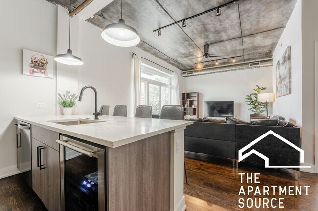 Photo - 4730 N Sheridan Rd Unidad D