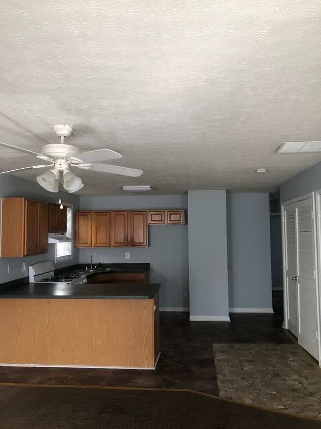 Building Photo - CSF Unit CSF - 2729