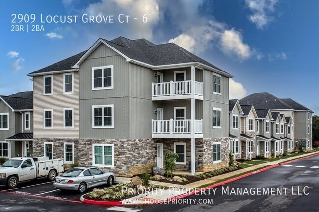 Building Photo - 2909 Locust Grv Ct Unit 6