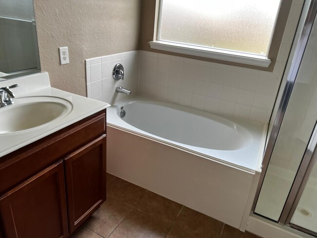 Photo - 23706 Red Glade Ct