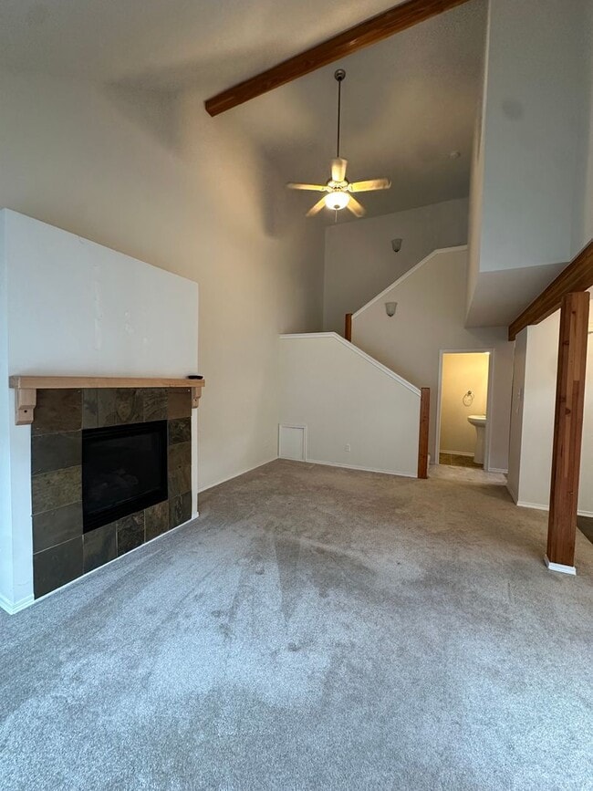 Photo - 25 SW Roosevelt Ave Unit #1