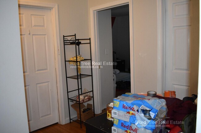 Photo - 15 Farrington Ave Unit 3