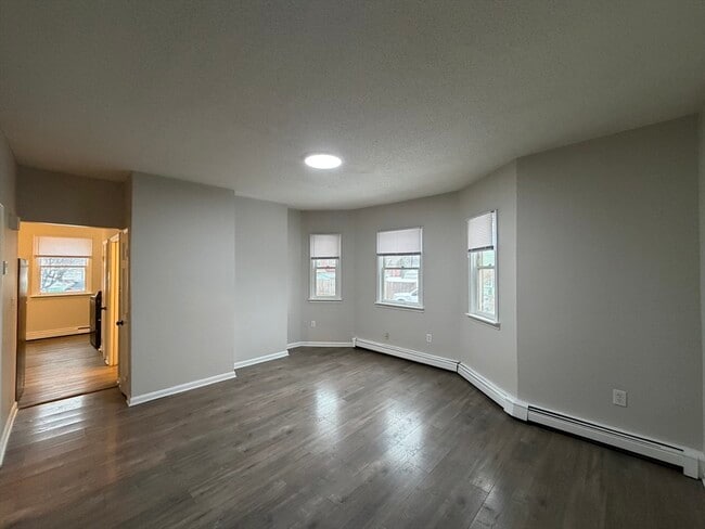 Photo - 137 Midland St Unit 1