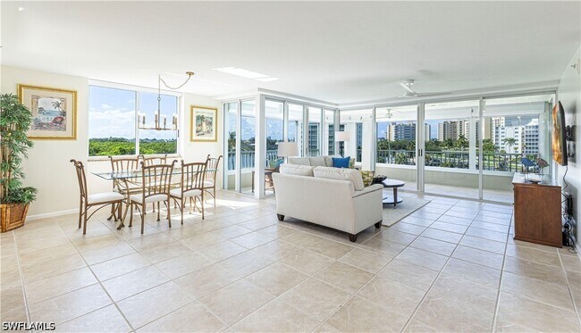 25 Bluebill Ave Unit 301