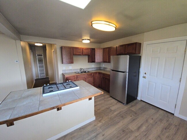 Photo - 2162-2171 West End Place [PRM: Andrew] Unidad 2167 West End Place [PRM: Andrew]