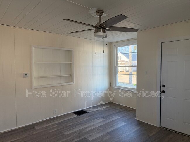 Photo - 930 N 11th St