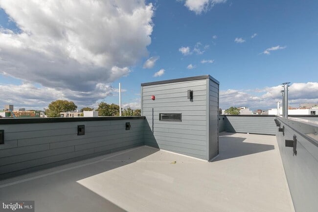 Photo - 1617 Brown St