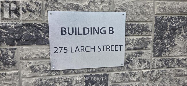 Photo - 275B Larch St Unité 107