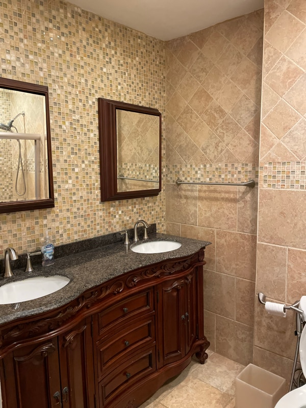 Photo - 2789 E 65th St