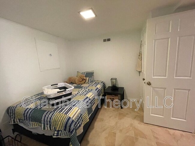 Photo - 4618 36th St S Unidad B