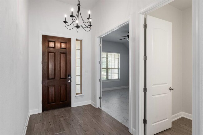 Photo - 175 Senna Dr