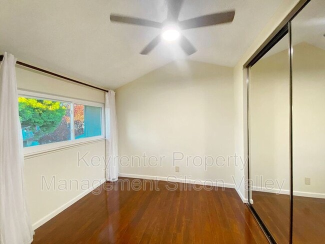 Photo - 1056 Michelangelo Dr