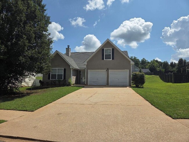 Building Photo - 45 Robertford Dr