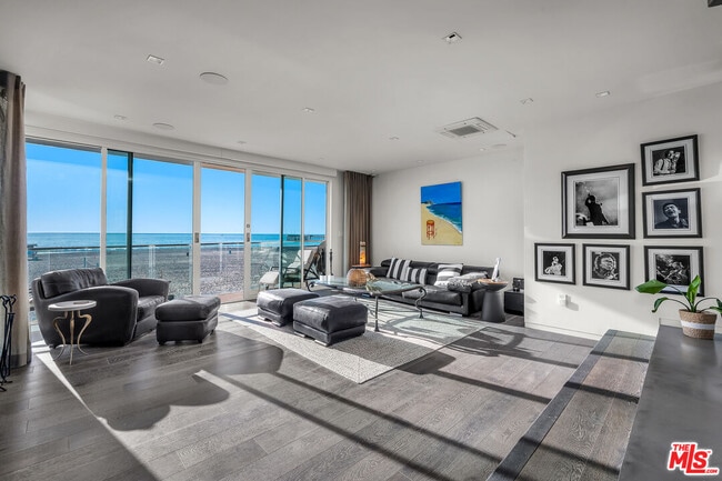 Photo - 1 Driftwood St Unit 3