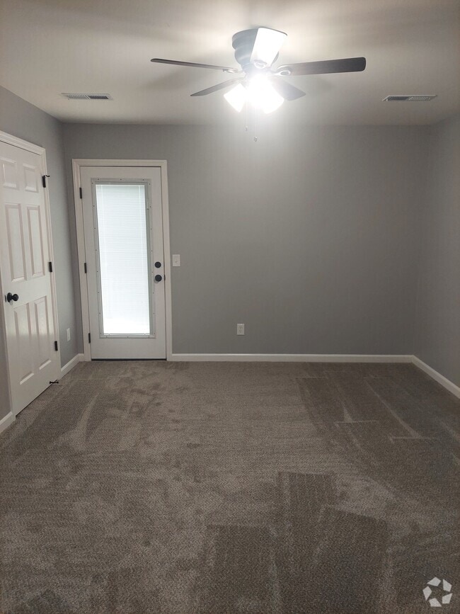 Building Photo - 1438 Vance Rd Unit A2 Rental