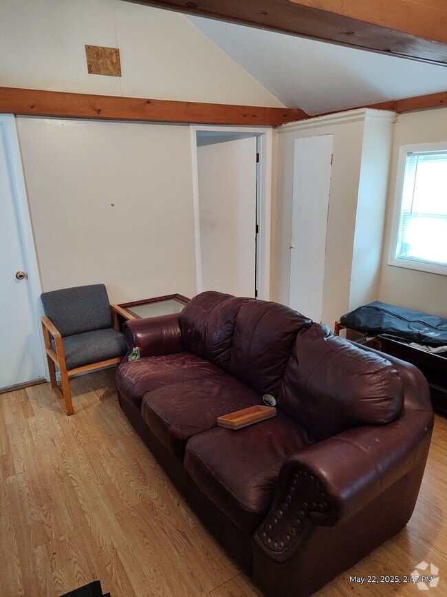Building Photo - 50 Comfort St Rental