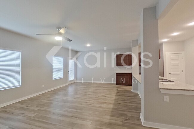 Photo - 7210 Chatfield Wy NW