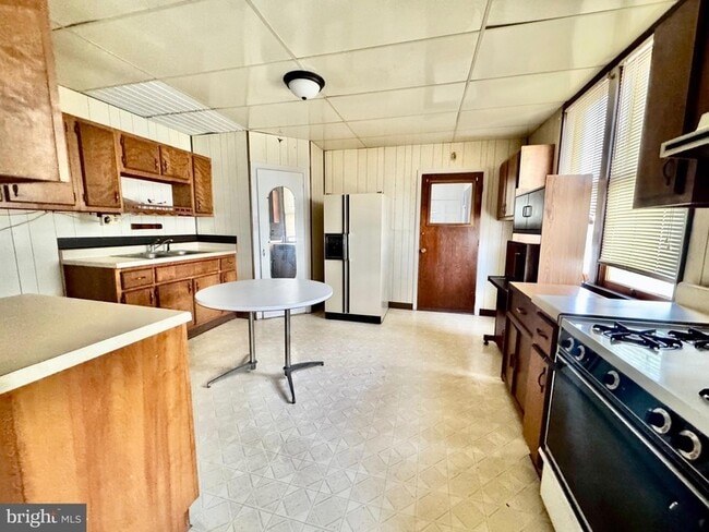 Photo - 632 Columbia Ave