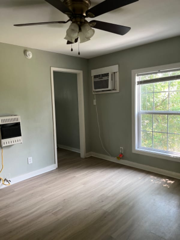 Photo - 608 Price St Unit 3