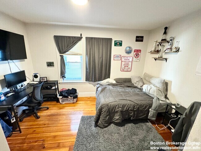 Building Photo - 40 Sudan St Unit 1 Rental