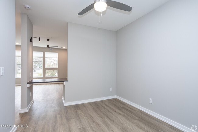 Photo - 607 S 11th St Apartment Unit 203