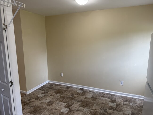 Photo - 126 Short St