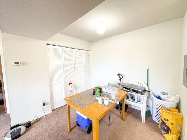 Photo - Campus Edge #913