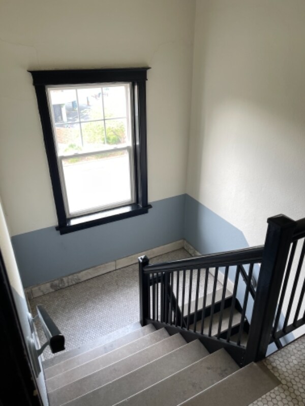 Photo - 6310 Northwood Ave Unit 3rd floor