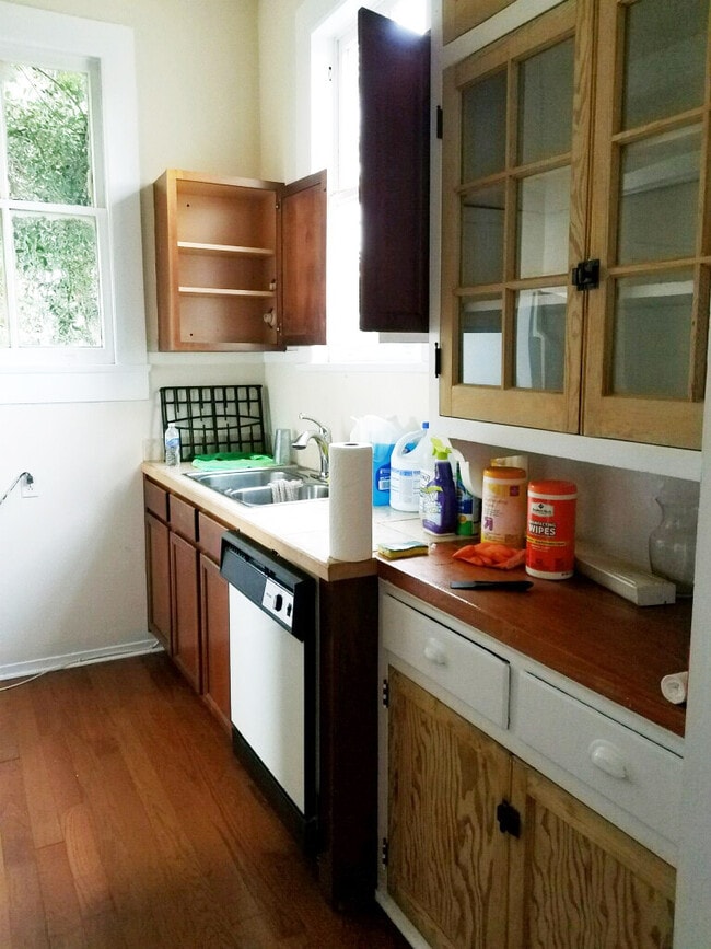 Photo - 7817 Birch St