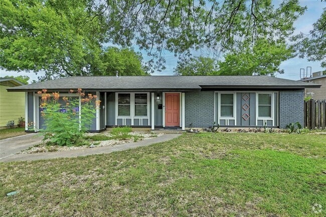 Building Photo - 1500 Fairfield Dr Rental