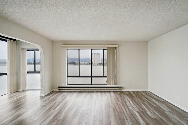 Photo - 8 Captain Dr Unit 452