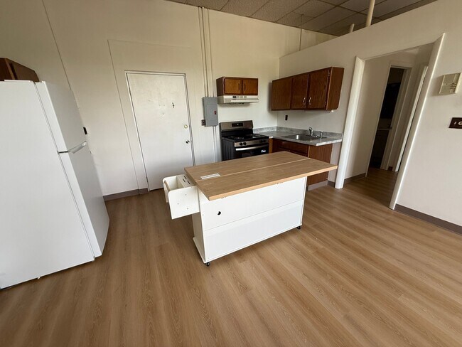 181 Main St Unit 101