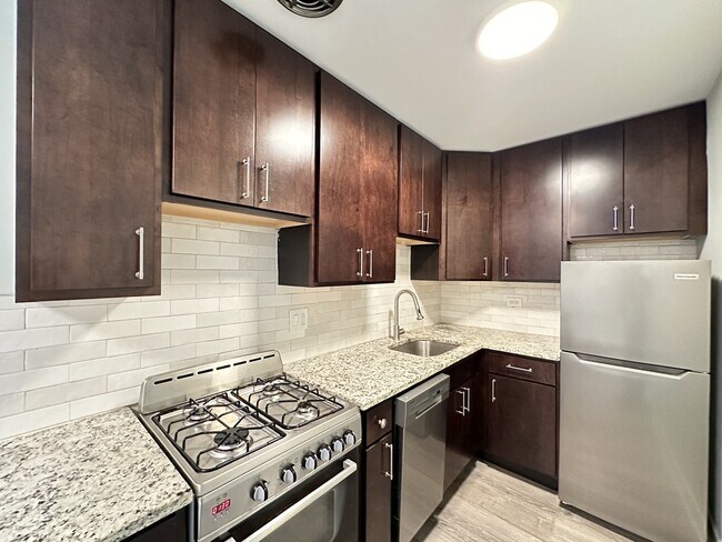 Photo - 448 W Barry Ave Unidad 322