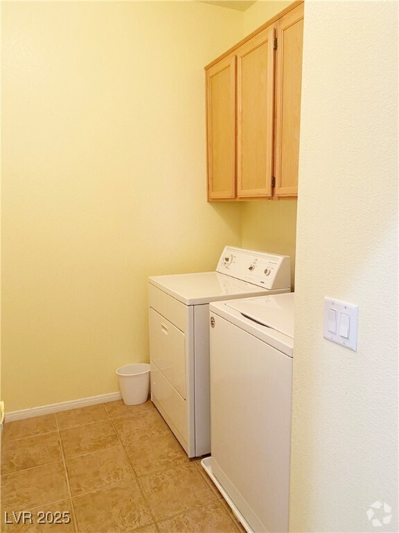 Building Photo - 10190 Deerfield Beach Ave Unit 202 Rental