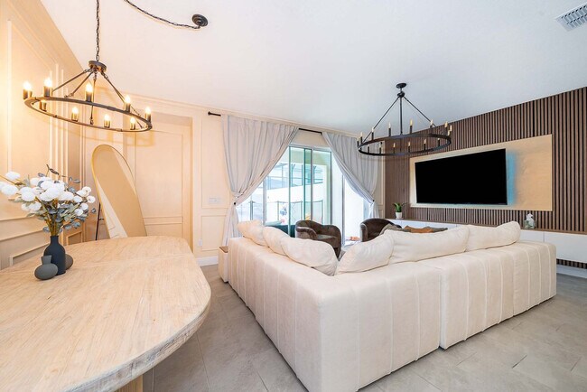 Photo - 1660 Tropical Palms Cir Unidad ID1018138P