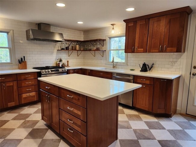 Photo - 275 Pierce Rd