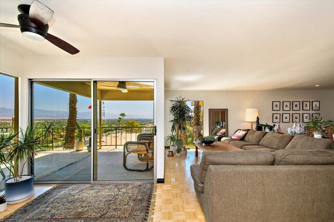 Photo - 2112 Southridge Dr