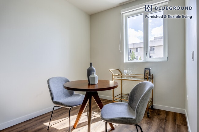 Photo - 1818 N Cherokee Ave Unidad FL3-ID1200