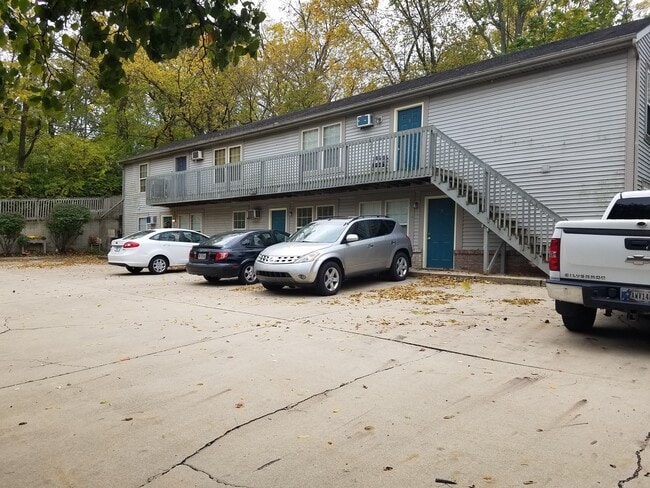 Building Photo - 703 S 4th St Unit 4