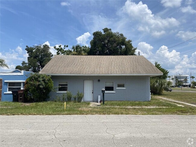 Building Photo - 3109 E Jefferson St Rental