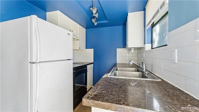 Photo - 8 E Champion St Unit 3