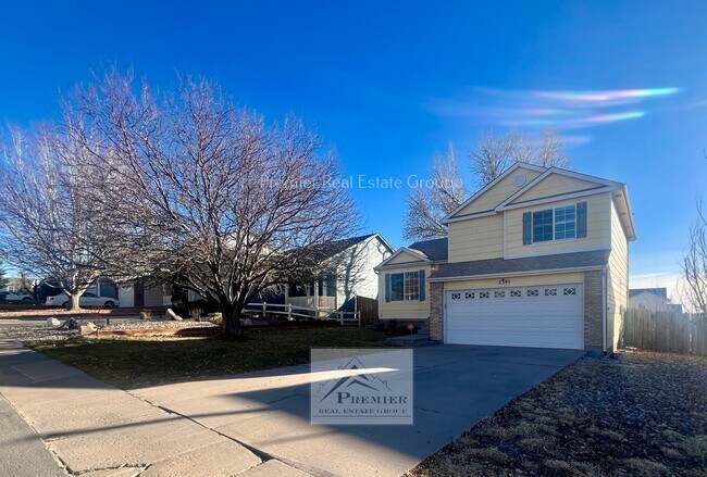 Photo - 2395 Lisa Dr