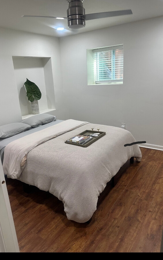 Photo - Room in Apartment on Rockcliff Rd SE