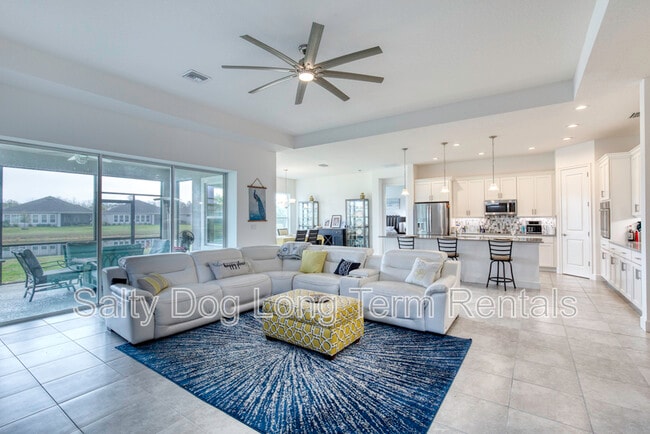 Photo - 394 Aquamarine Wy