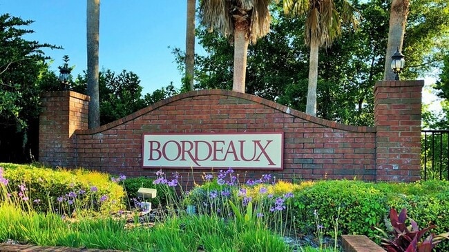 Photo - 2045 Erving Cir