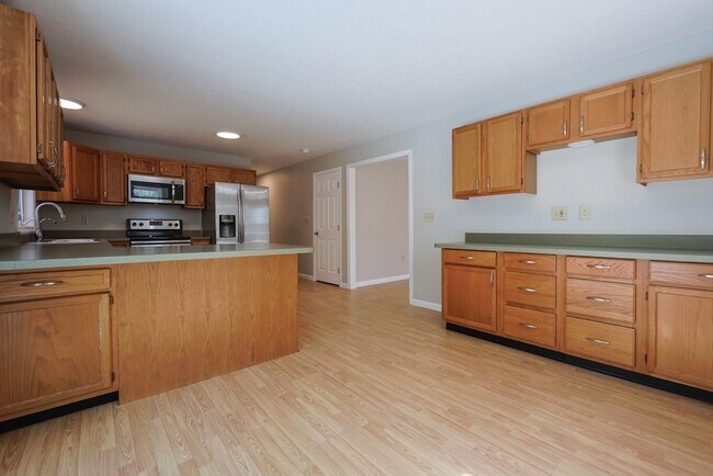 Photo - 127 Brook Rd