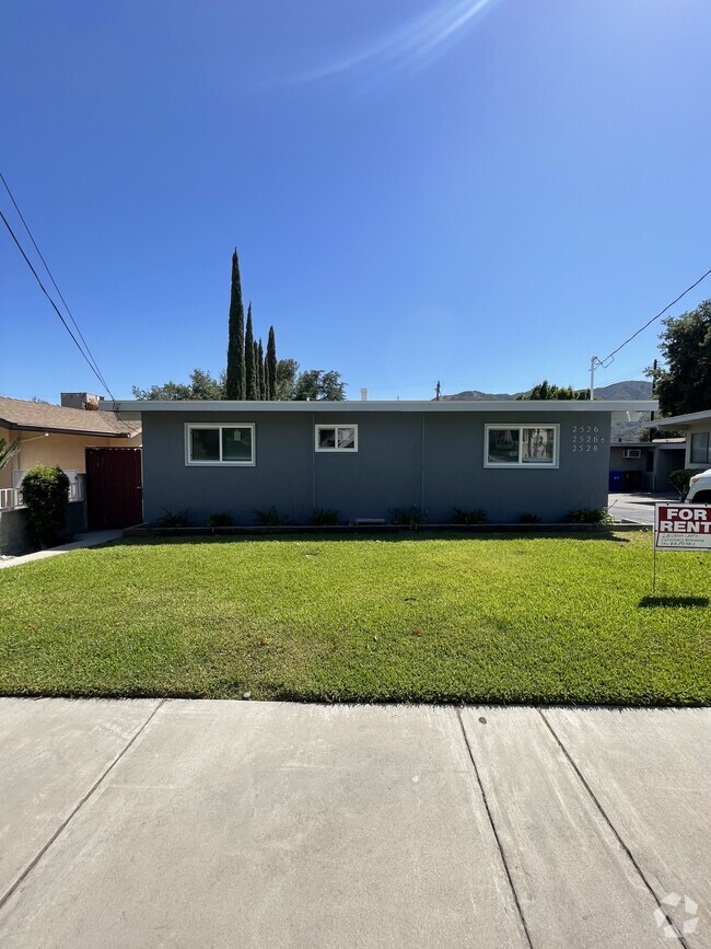 Building Photo - 2528 Hermosa Ave Rental